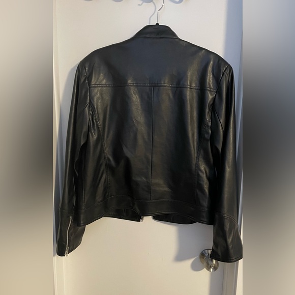 Manteau cuir femme - Picture 3 of 3